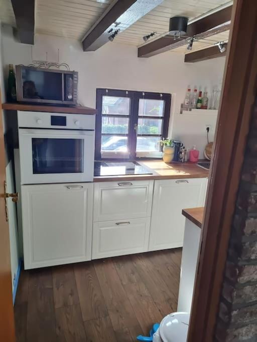 altes romantisches Fachwerkhaus in Rheinnähe auch für Workation geeignet House in Cologne