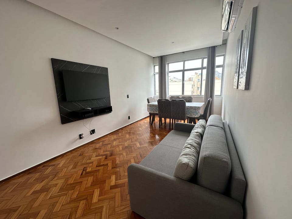 Belíssimo apartamento com vista para a praia de Copacabana e cristo Apartment in Rio de Janeiro