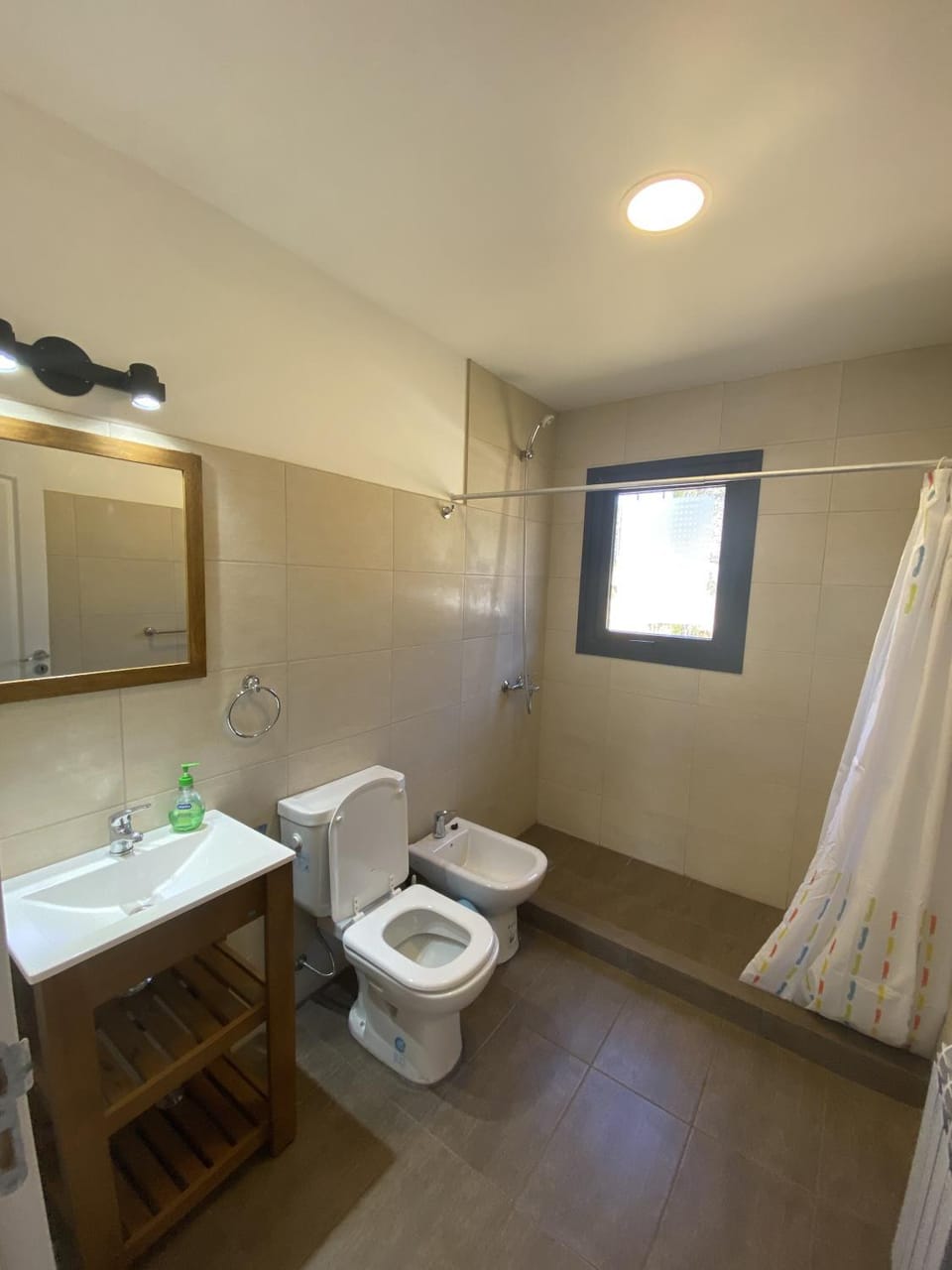 Shower, Bathroom, bidet, towels