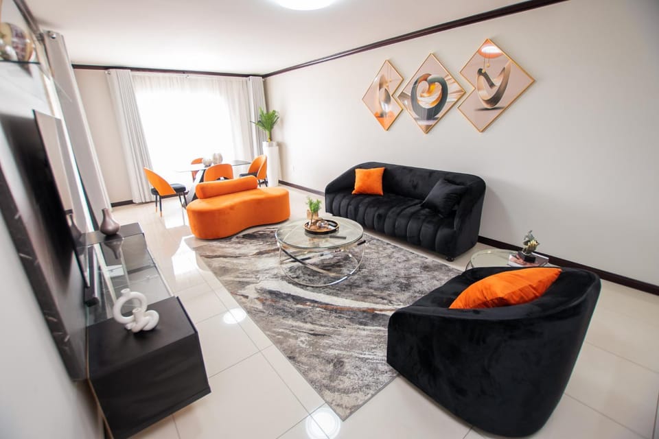 Moonpopson Luxury Apartments, Fourways Sandton Apartment in Sandton