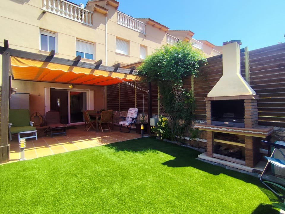 Patio, BBQ facilities, Garden, Garden, Garden view