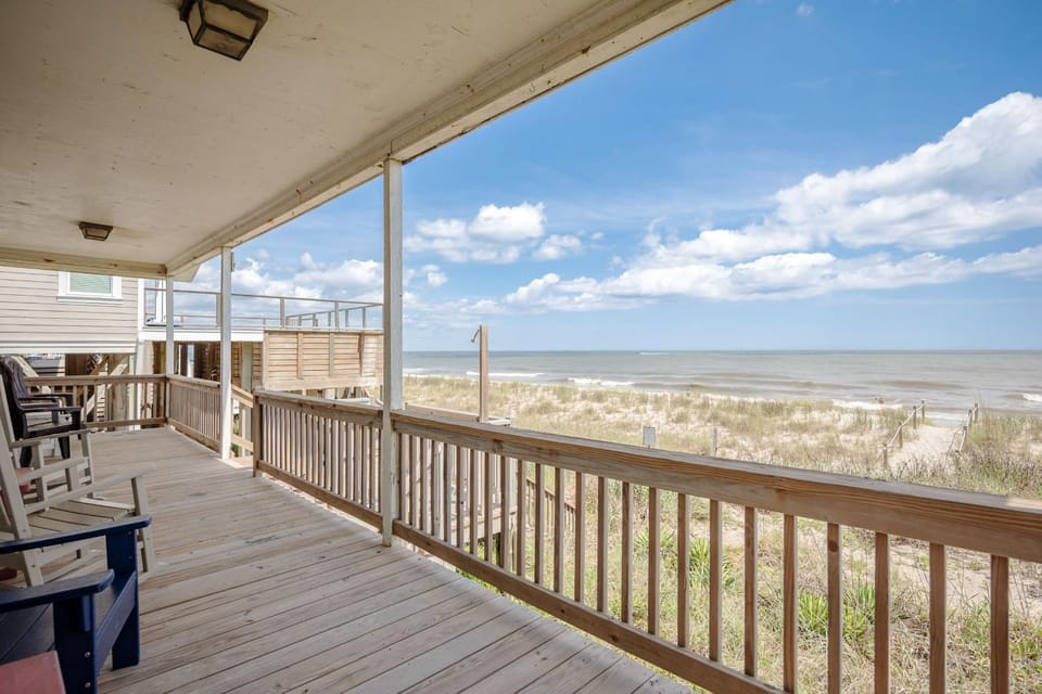 Sandpiper by Oak Island Accommodations House in Oak Island