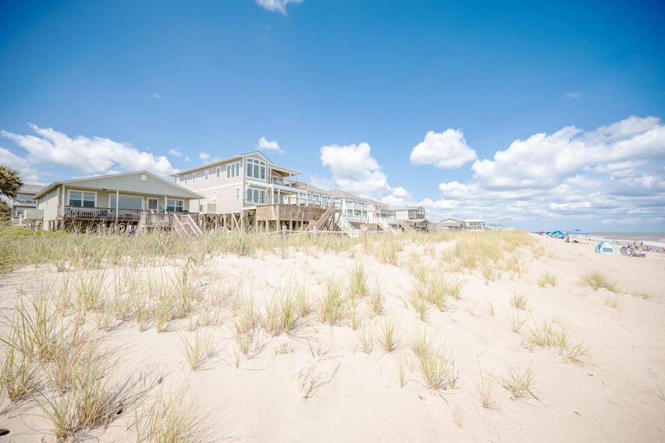 Sandpiper by Oak Island Accommodations House in Oak Island