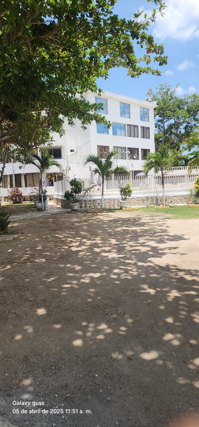 Property building, Location