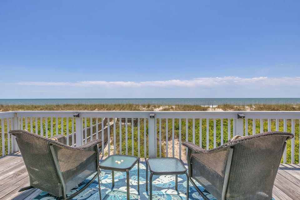 Sea And Sound by Oak Island Accommodations House in Oak Island