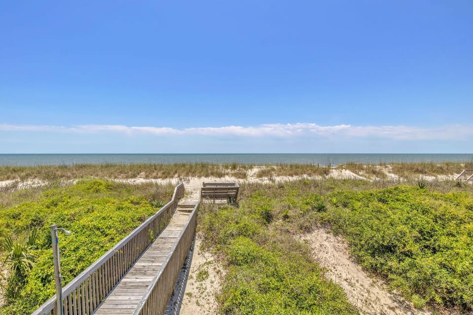 Sea And Sound by Oak Island Accommodations House in Oak Island