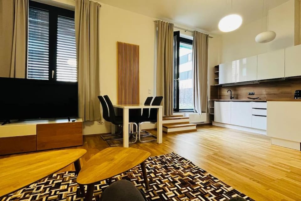 TV and multimedia, Kitchen or kitchenette, Living room, Seating area, Dining area, minibar, pet friendly, stove