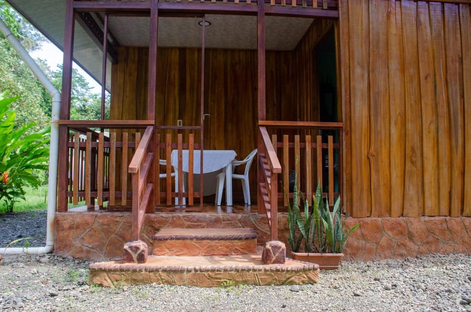 Natural Harmony Cabin Cabin in Puntarenas Province