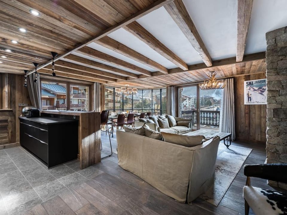 Magnifique appartement avec jacuzzi extérieur privé à Val d'Isère - FR-1-567-99 Apartment in Val dIsere