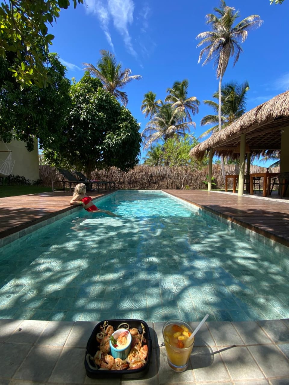 Natural landscape, Food and drinks, Pool view, Swimming pool, sunbed