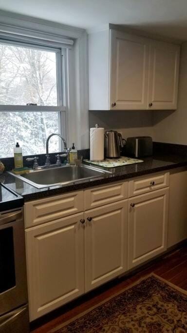 Charming Townhouse in Historic Town near Boston. Apartment in Dedham