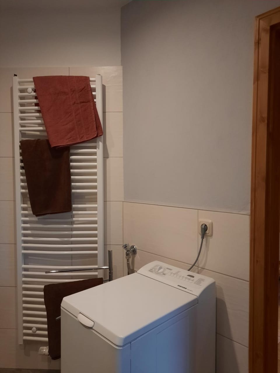 Bathroom, washing machine