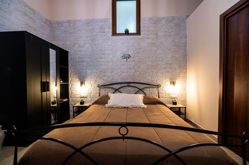 Bed, Bedroom, wardrobe