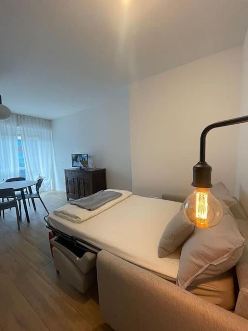 Bed, Living room, Seating area
