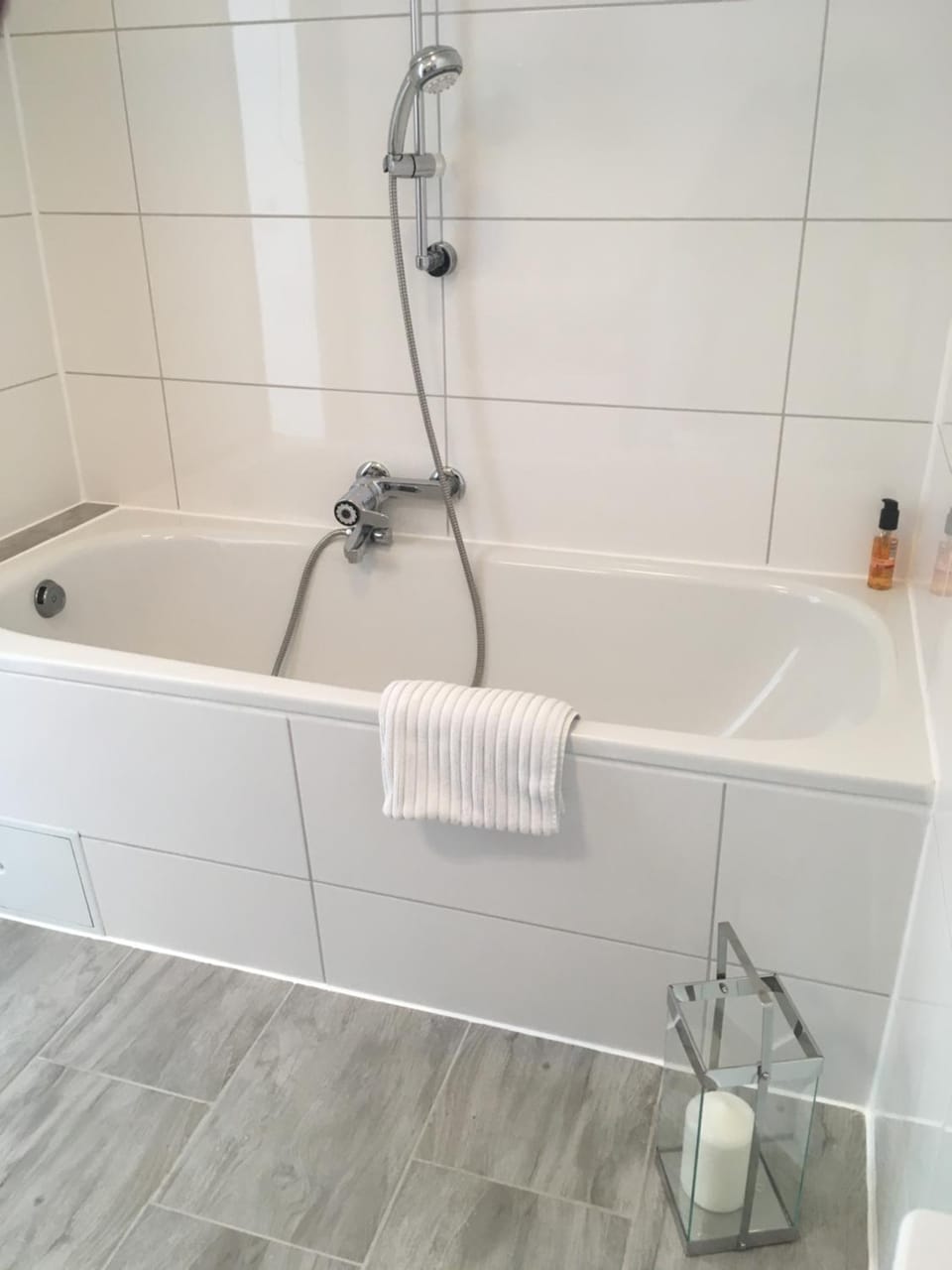 Bathroom, Bath