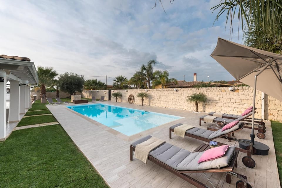 Day, Natural landscape, Garden, Other, Garden view, Pool view, Swimming pool, sunbed