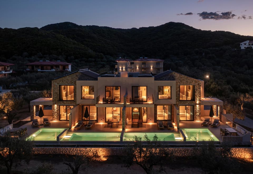 Property building, Night