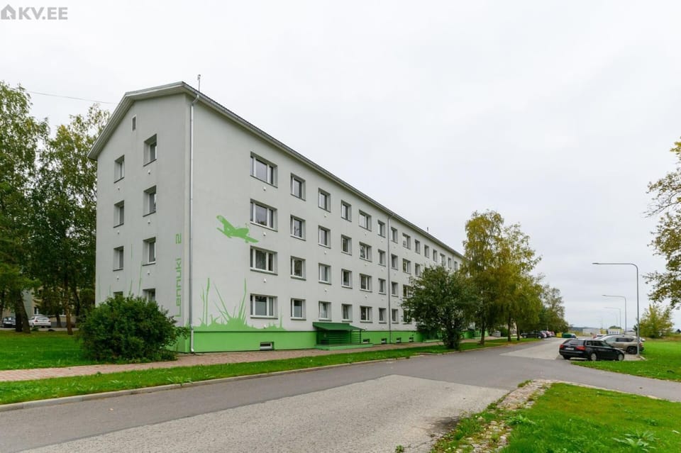 Property building, Day, Street view, Location