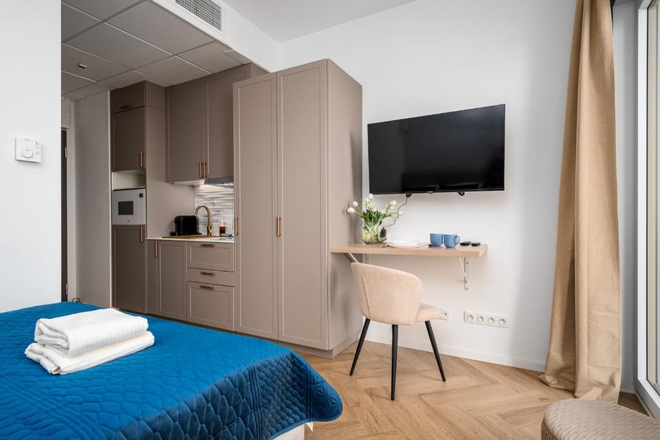 Bed, TV and multimedia, Kitchen or kitchenette