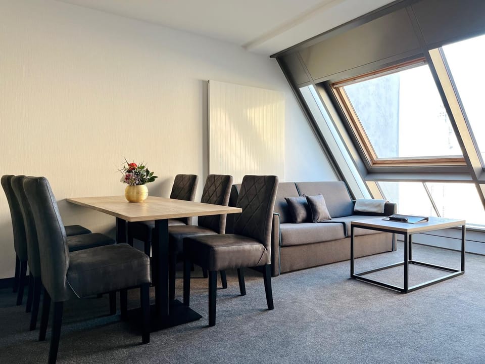 Living room, Seating area, Dining area