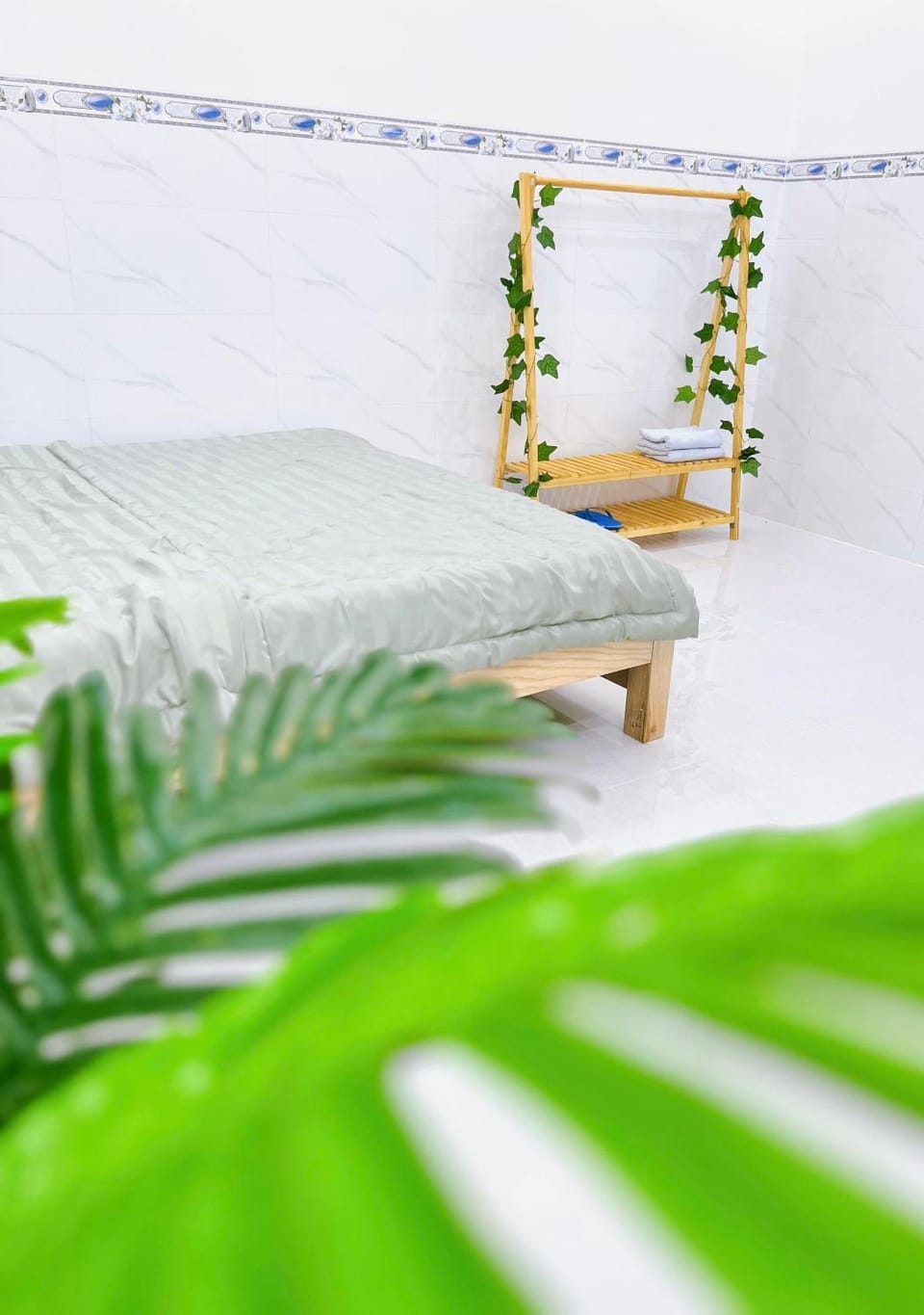 Natural landscape, wardrobe