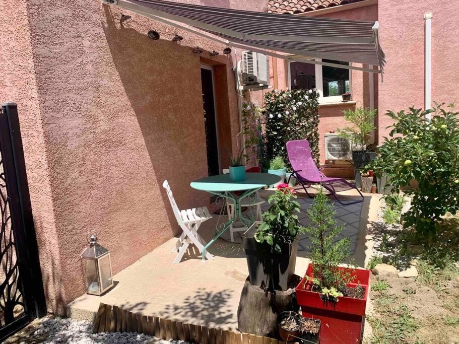 Charmant petit appartement proche du pic St loup Apartment in Occitanie