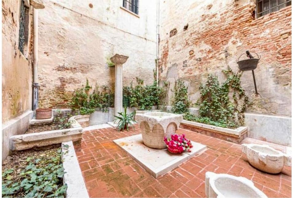 La Dogaressa Guest House Bed and Breakfast in Venice