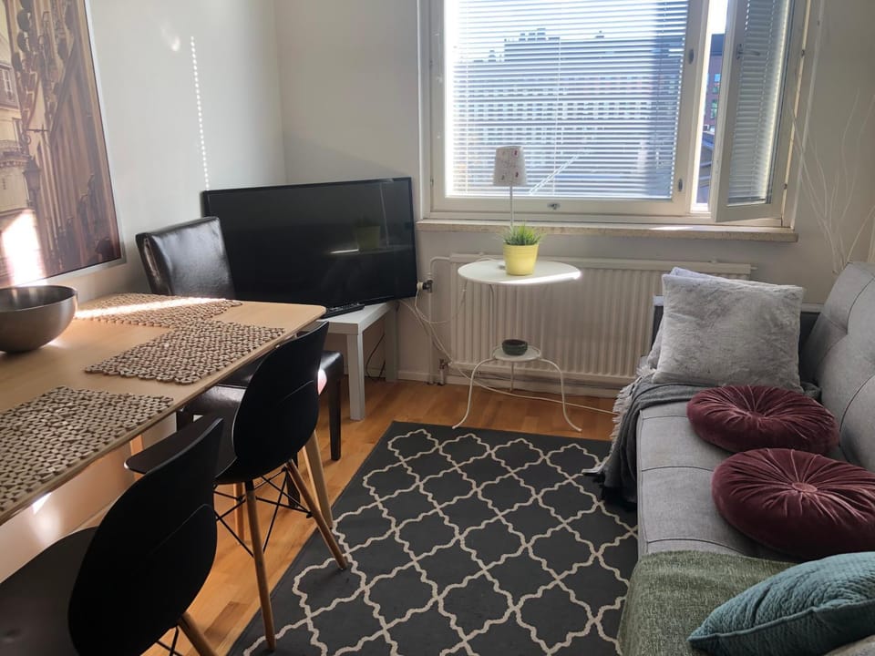 Scandinavian Modern home 1BR City Center Kamppi 34 Apartment in Helsinki