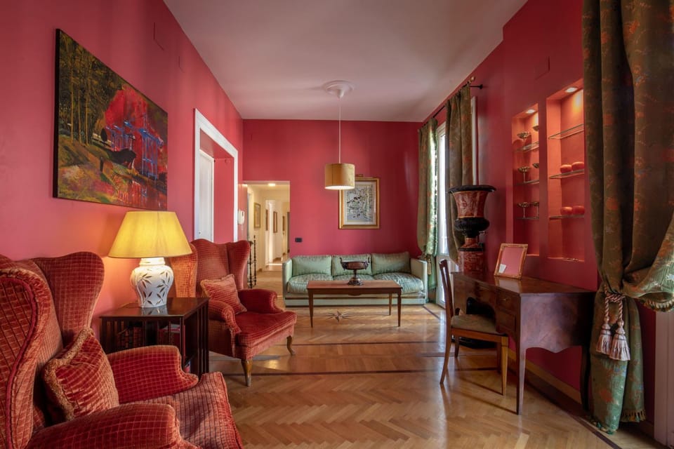 Room 94 Luxury Bed and Breakfast in Rome