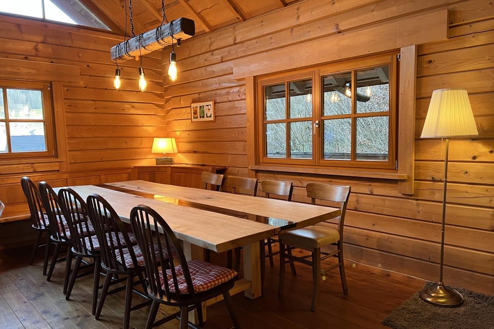 Dining area, Food, Lunch, Dinner, Family, internet