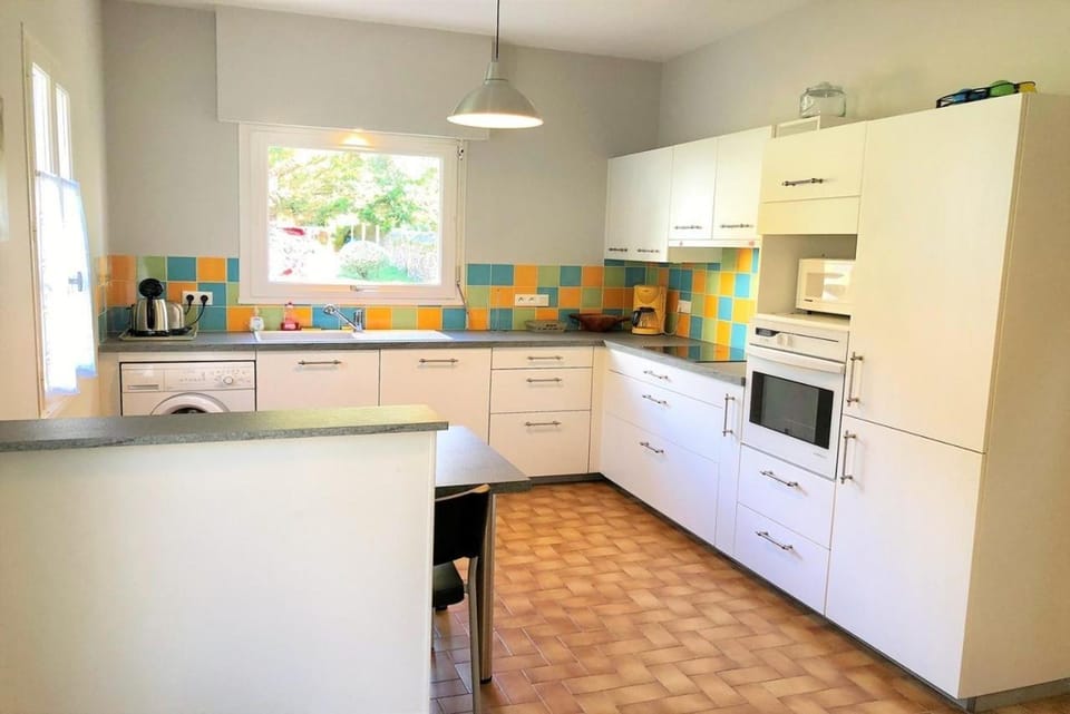 Maison à 50m du port dans superbe environnement à PLOUMANAC'H - PERROS-GUIREC Réf - 324 Villa in Perros-Guirec