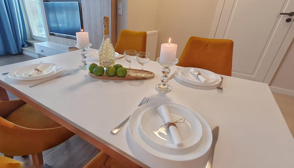 HolidayHomePL Bel Mare 407b z balkonem, parking GRATIS Apartment in Miedzyzdroje