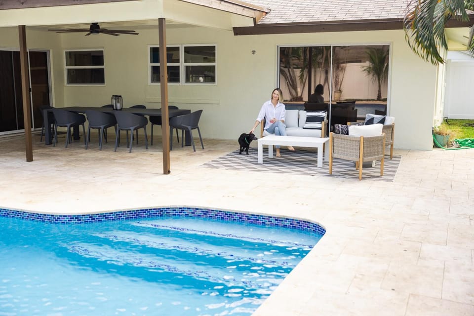 Pool view, Swimming pool