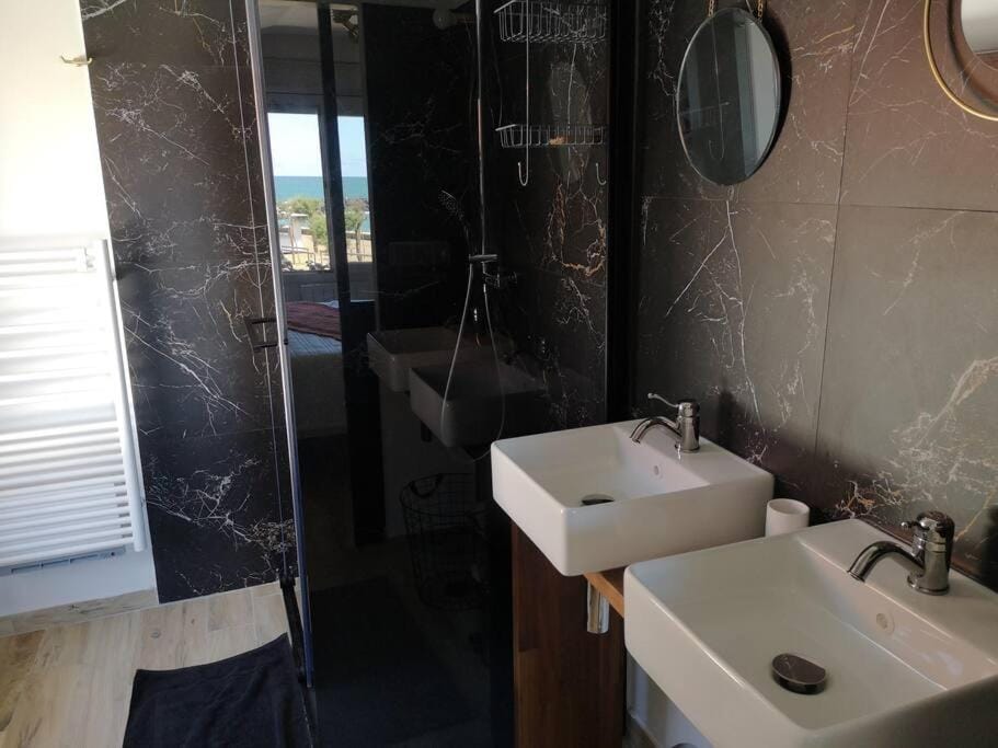Shower, Bathroom