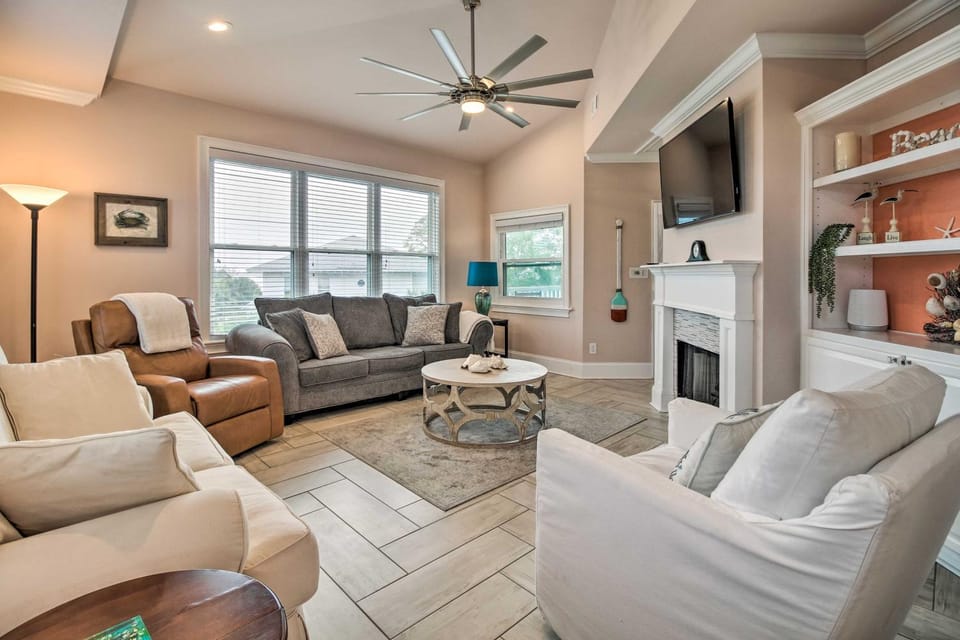 Tybee Island Home w/ Rooftop & Ocean Views! House in Tybee Island