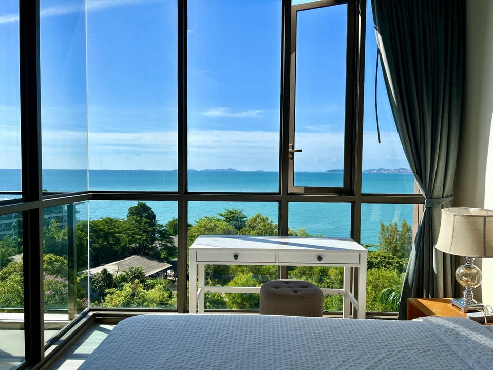 Bed, Day, Natural landscape, View (from property/room), Balcony/Terrace, Photo of the whole room, Bedroom, Sea view