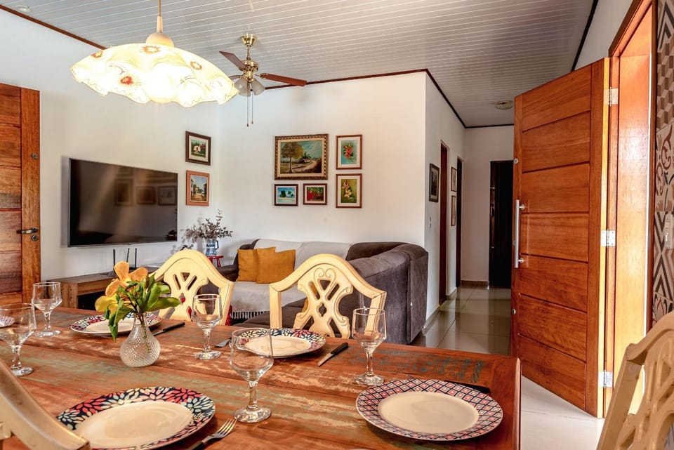 Dining area, Lunch