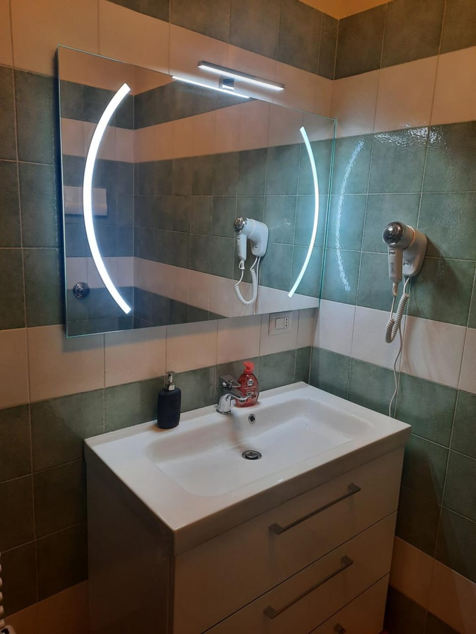 Appartamenti Leonardo Airport Apartment in Bergamo