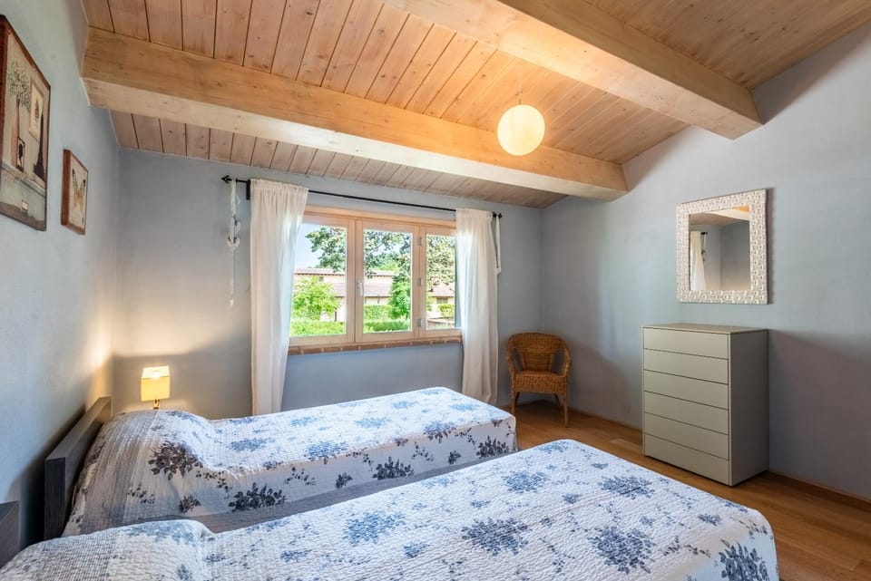 Property building, Living room, Bedroom