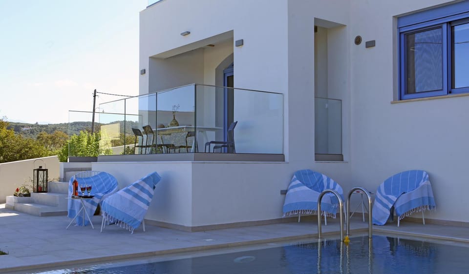 Day, View (from property/room), Balcony/Terrace, Pool view