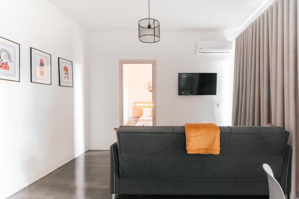 MAGNOLIA SUITES Apartment hotel in Peloponnese, Western Greece and the Ionian