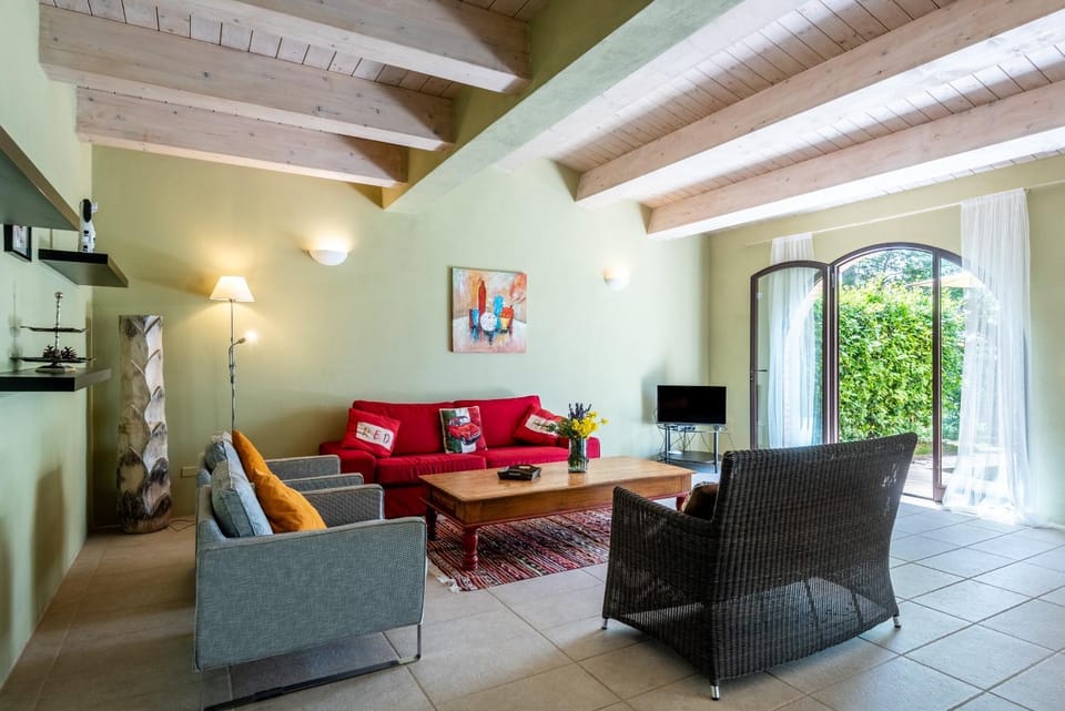 Property building, Living room