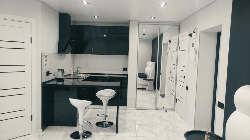 VIP апартаменты. Центр, проспект Мира 35 Apartment in Dnipropetrovsk Oblast