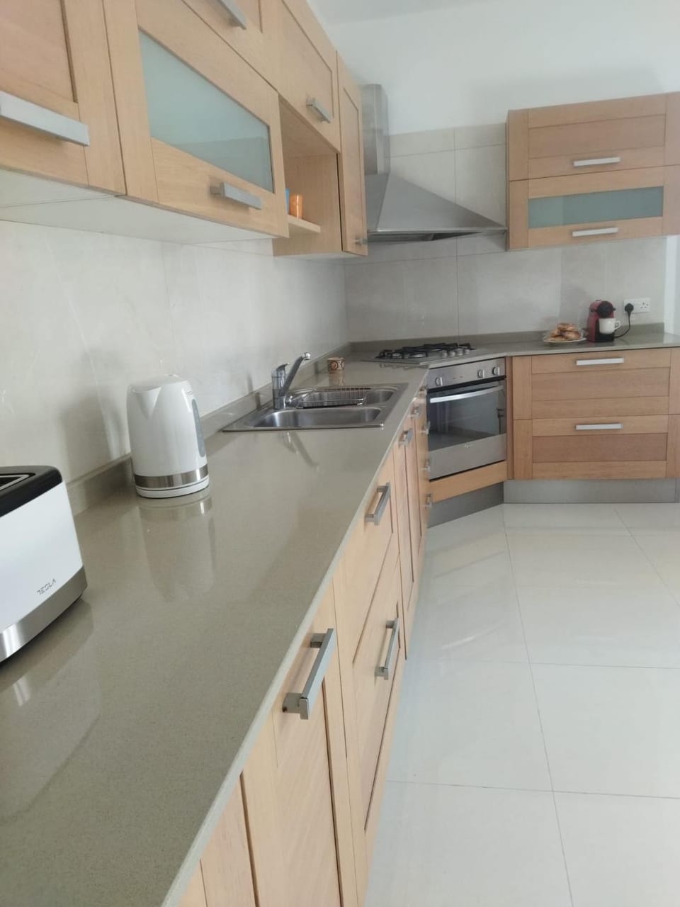 Centrally Located Bugibba Apartment - Seaside Comfort Apartment in Saint Paul's Bay
