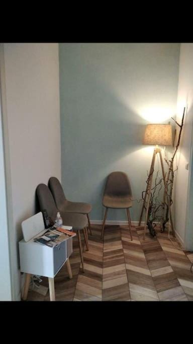 Stuckverzierte, zentrumsnahe Wohnung im Süden Apartment in Leipzig