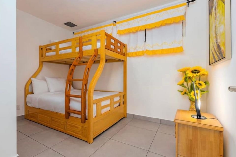 bunk bed