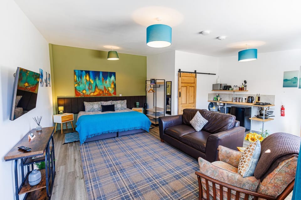 Modern Barn Conversion Apartment in Cherwell District