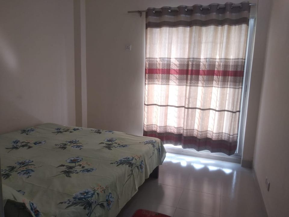 Secured Family Studio Apartment-near Airport,AC,Fridge,WiFi,Stove Apartment in Dhaka