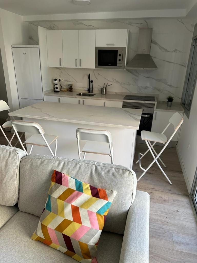 Kitchen or kitchenette, Living room