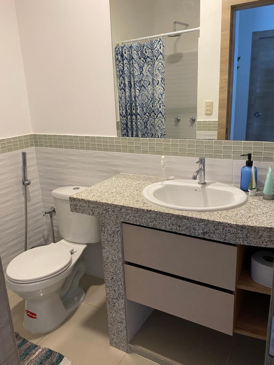 Shower, Toilet, Bathroom